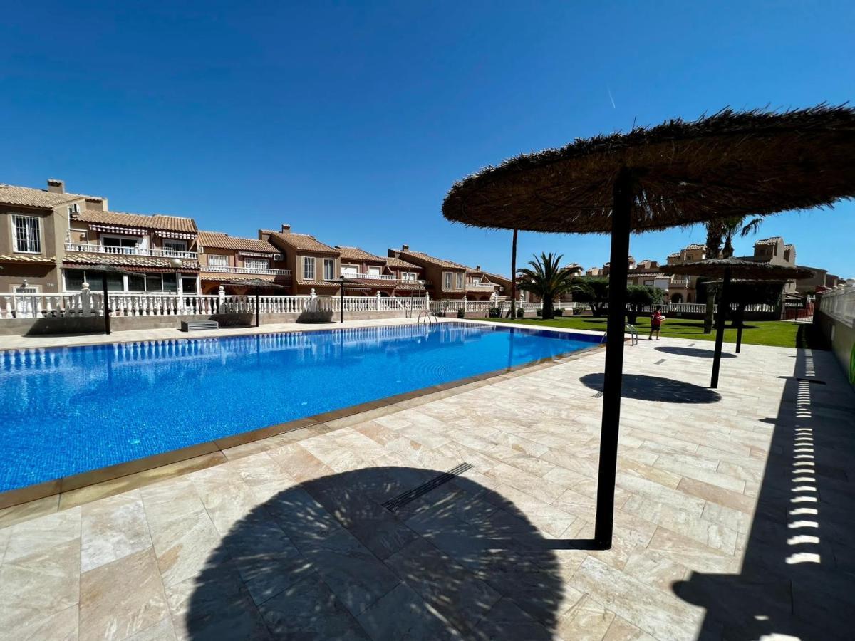 Casa Canarias En Alicante, Playa Y Piscina 格兰阿利坎特 外观 照片