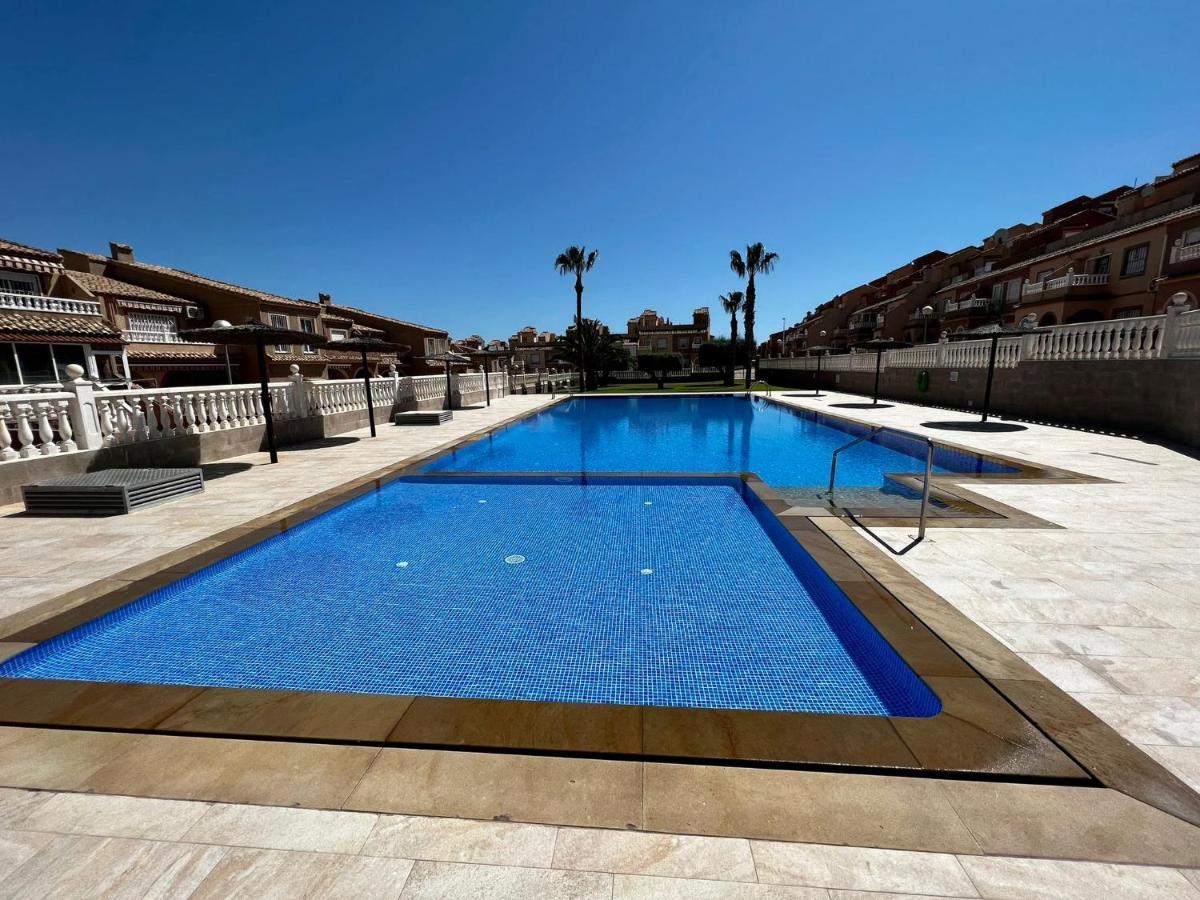 Casa Canarias En Alicante, Playa Y Piscina 格兰阿利坎特 外观 照片
